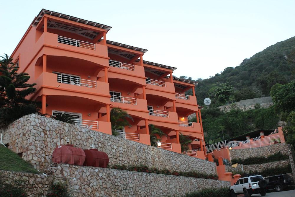 Rival Hotel Cap-Haïtien Esterno foto