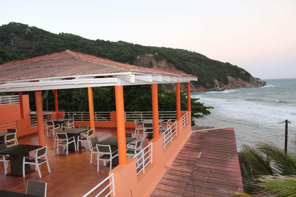 Rival Hotel Cap-Haïtien Esterno foto