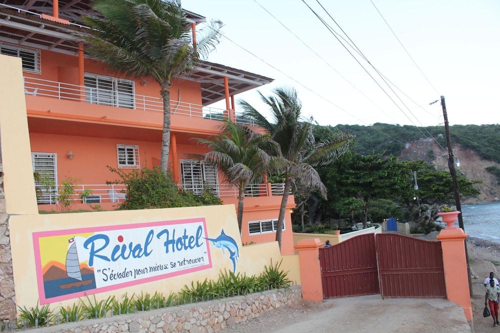 Rival Hotel Cap-Haïtien Esterno foto