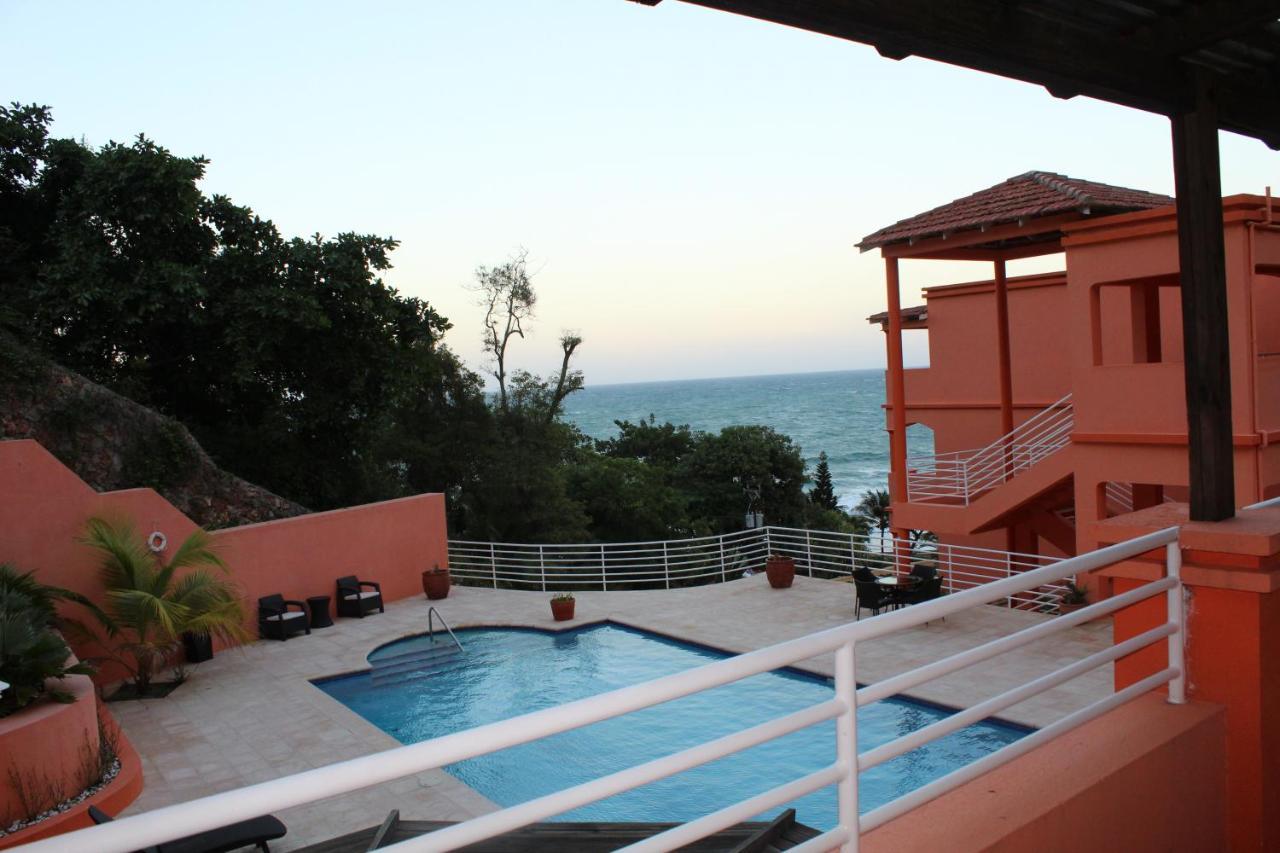 Rival Hotel Cap-Haïtien Esterno foto