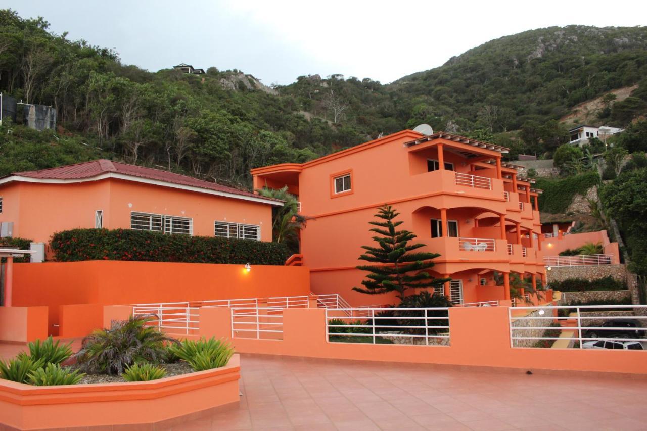 Rival Hotel Cap-Haïtien Esterno foto