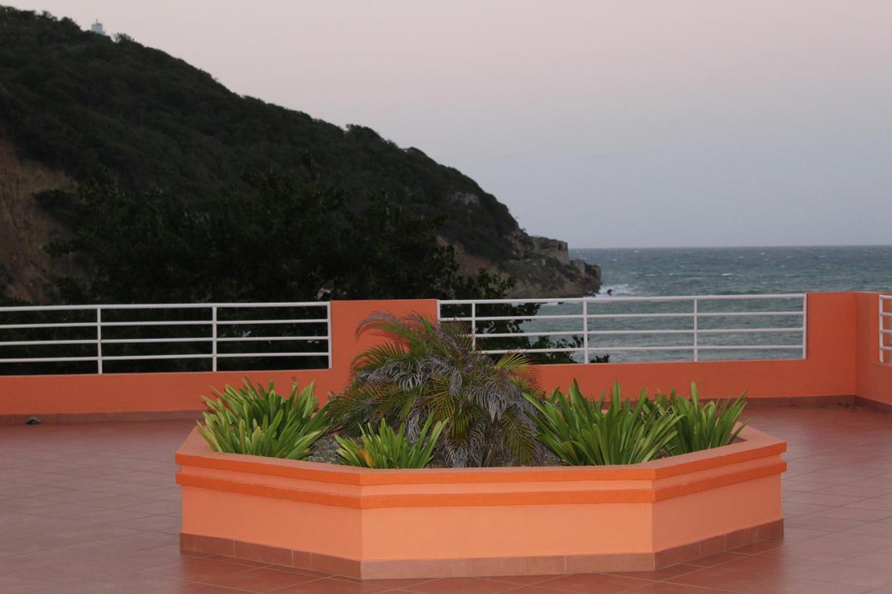 Rival Hotel Cap-Haïtien Esterno foto