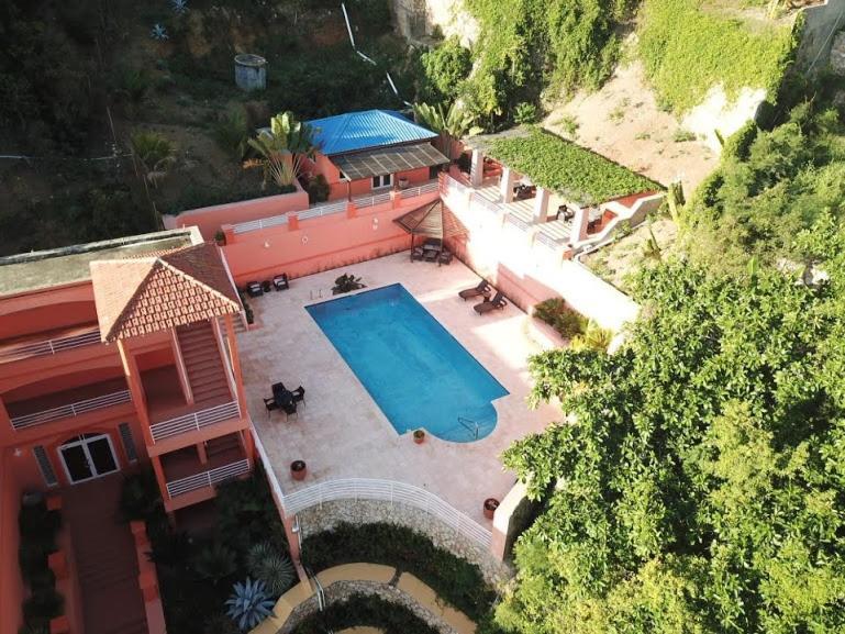 Rival Hotel Cap-Haïtien Esterno foto